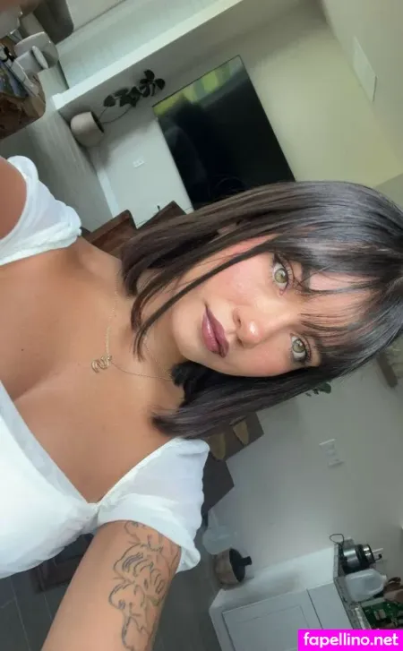 Sophie Michelle OnlyFans Thumbnail #qomETf6fqP