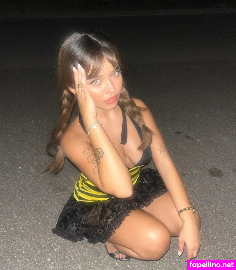 sophiemichelle, xxxmisssmitchell_92 Nude Leaked OnlyFans Photo #yrYulRKYuW