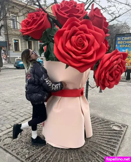 Sophie Mur OnlyFans Thumbnail #GOkHmIHEAj