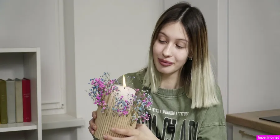 Sophie Mur OnlyFans Thumbnail #lisAETo9rK