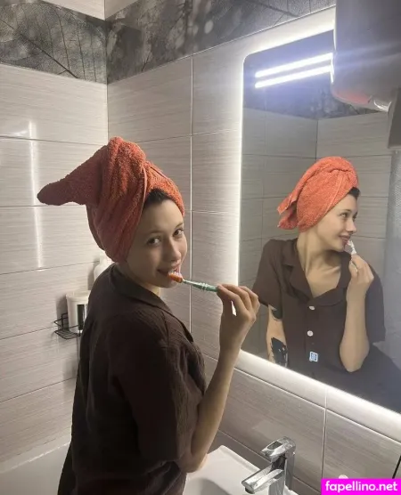 Sophie Mur OnlyFans Thumbnail #uzcnMimXXH