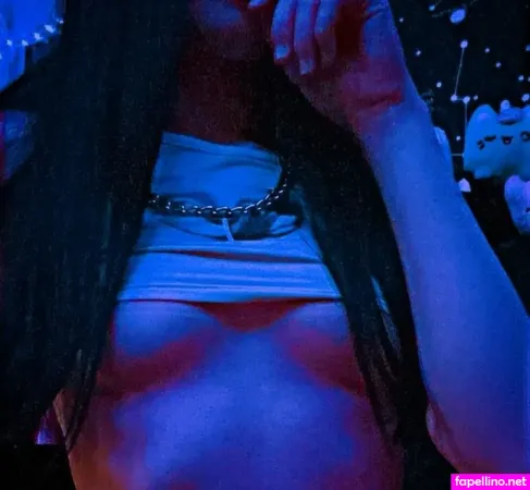 Sophie Nash OnlyFans Thumbnail #7II7zYsdU7