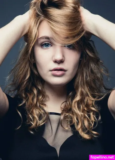 Sophie Nelisse OnlyFans Thumbnail #fnuZCMIGEm