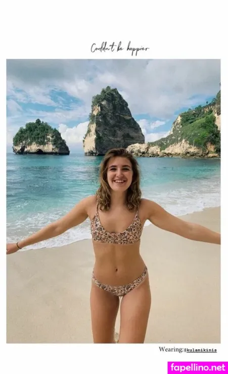 Sophie Nelisse OnlyFans Thumbnail #unVzzcQzT8
