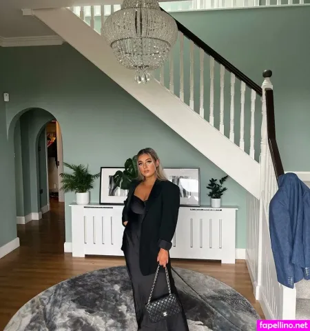 Sophie Nelson OnlyFans Thumbnail #2yrXcZjAqo