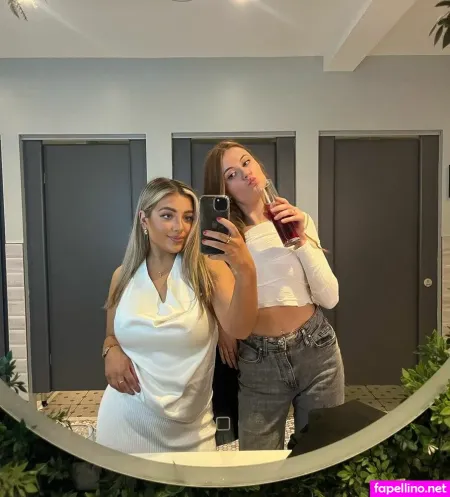 Sophie Nelson OnlyFans Thumbnail #D5bgIlKDoR