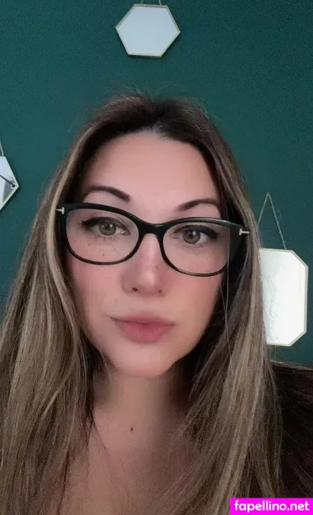 Sophie Parker OnlyFans Thumbnail #UiZbXWKY6k