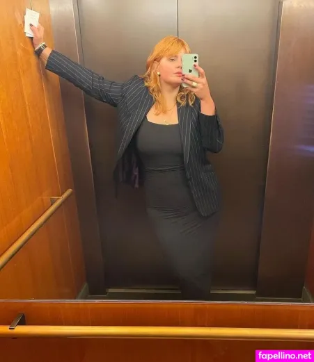 Sophie Passmann OnlyFans Thumbnail #N5FfT52nGh