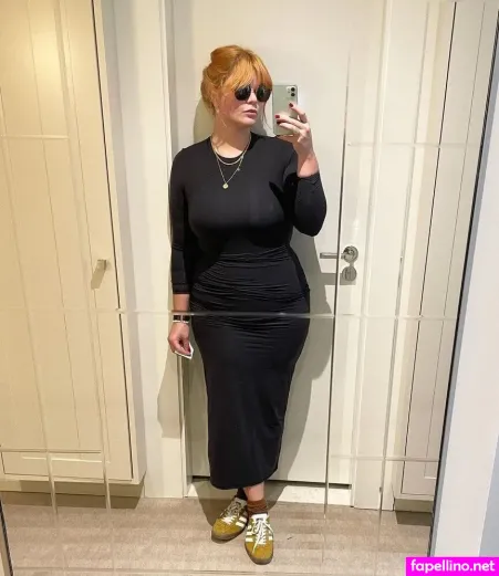 Sophie Passmann OnlyFans Thumbnail #TR8mSuKDc7