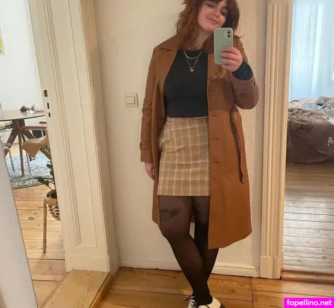 Sophie Passmann OnlyFans Thumbnail #gJK0qLTtgn