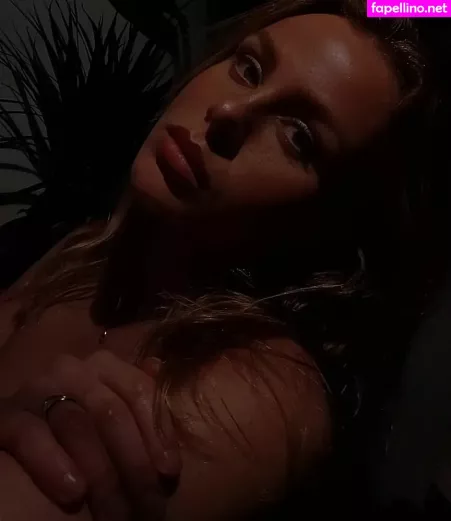 Sophie Pettifer OnlyFans Thumbnail #DetnZ06eZL