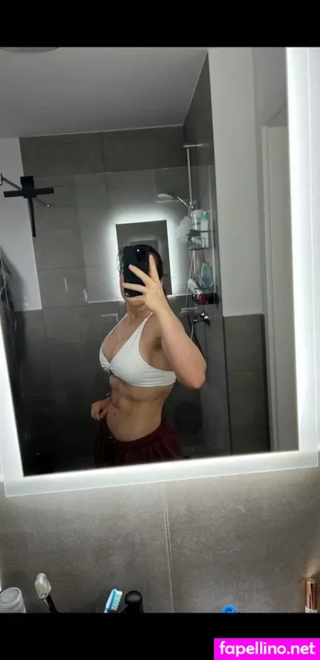 Sophie Plinke OnlyFans Thumbnail #MxXAUaF7IK
