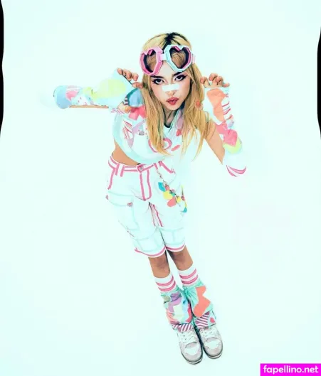 Sophie Powers OnlyFans Thumbnail #0TuEtJe6gW