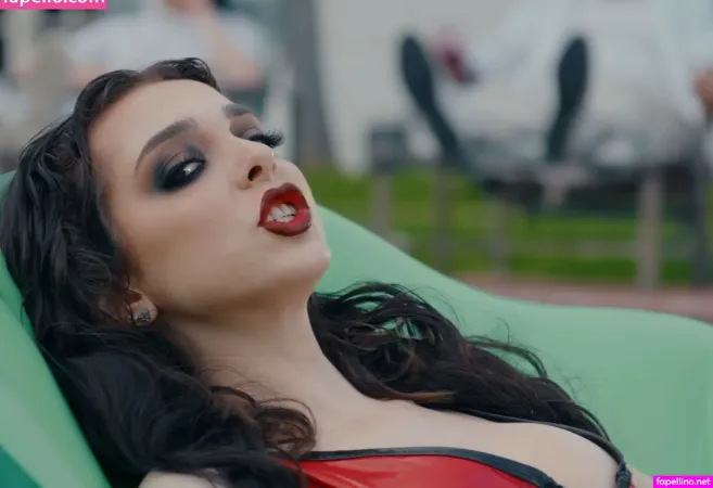 Sophie Powers OnlyFans Thumbnail #xazERoSHgF