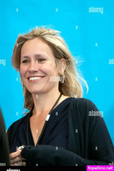 Sophie Ra OnlyFans Thumbnail #yMTCqPlFlg