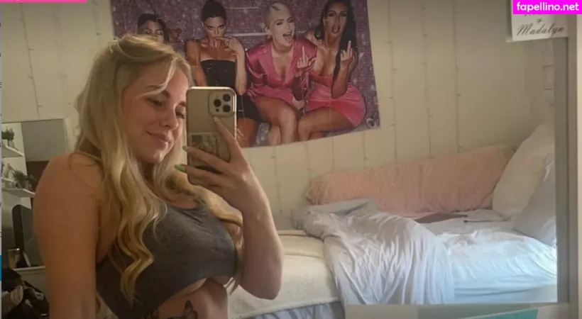 Sophie Riedemann OnlyFans Thumbnail #p9nNK4Hnte