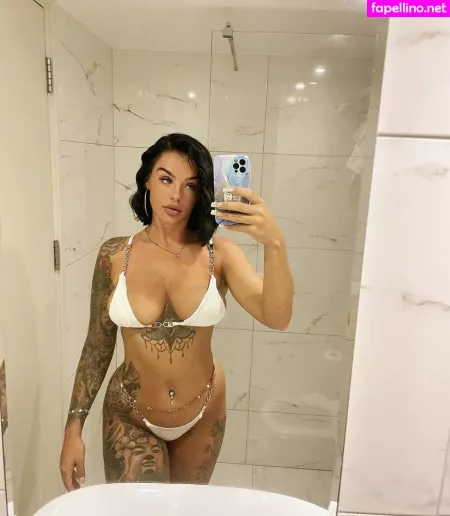 Sophie River OnlyFans Thumbnail #at2vtM6TI9