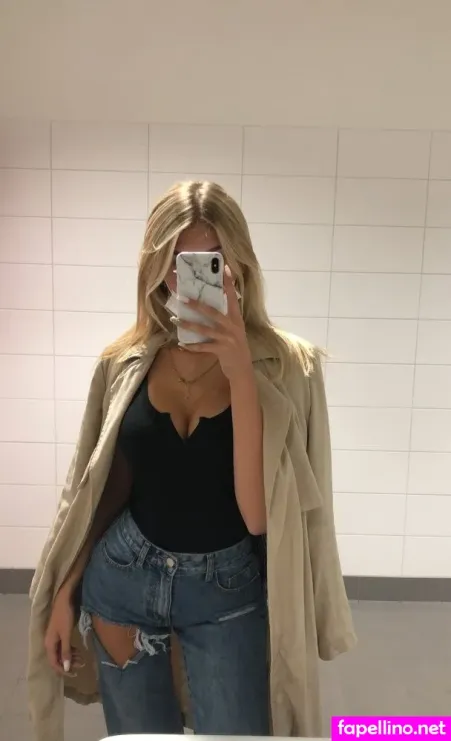 Sophie Schnur OnlyFans Thumbnail #AYUmpy5XvY