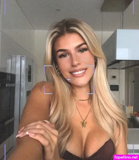 Sophie Schnur OnlyFans Thumbnail #EzL9HehP8t