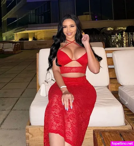 Sophie Sierra OnlyFans Thumbnail #L4vrFw4r0E