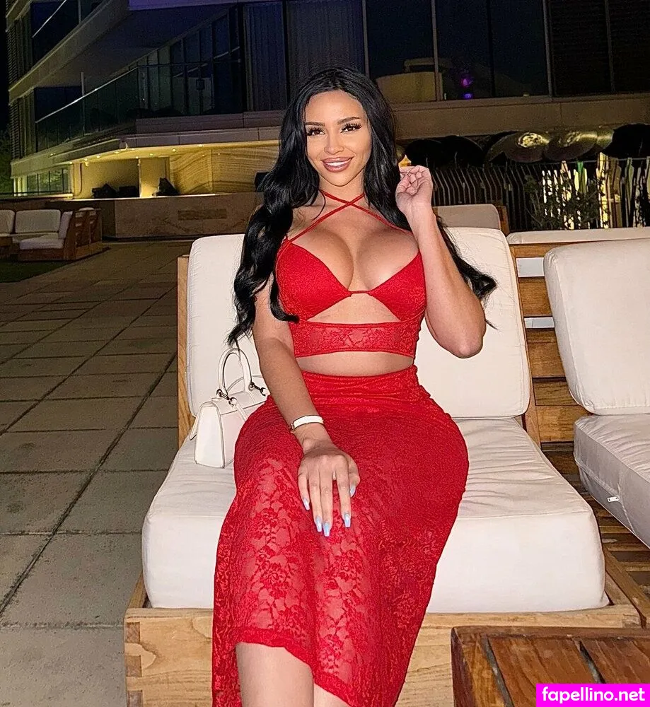 sophie_sierra, sophiesierra98 Nude Leaked OnlyFans Photo #L4vrFw4r0E