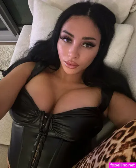 Sophie Sierra OnlyFans Thumbnail #Mxprifszgo