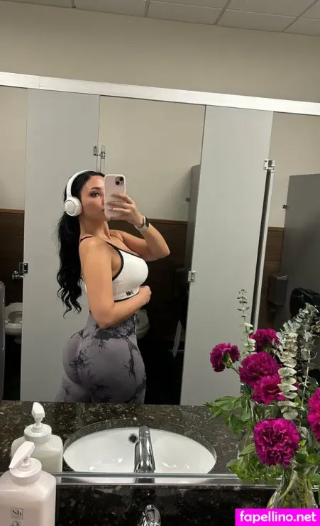 Sophie Sierra OnlyFans Thumbnail #i3hjEwaj4N
