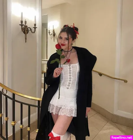 Sophie Silva OnlyFans Thumbnail #M2Offdi9D3