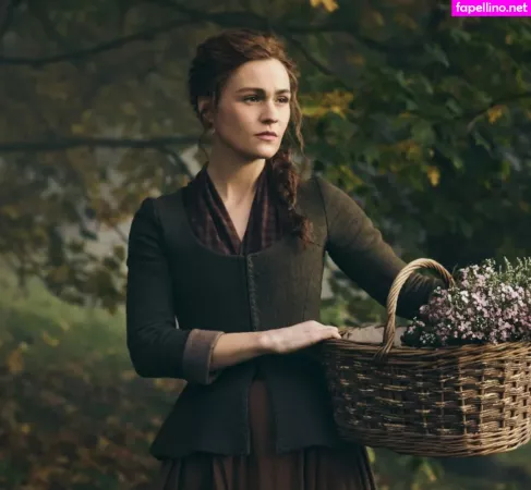 Sophie Skelton OnlyFans Thumbnail #3rm0ngJd1Z