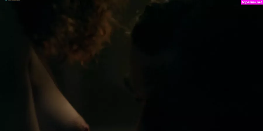 Sophie Skelton OnlyFans Thumbnail #TEIisl1GZR