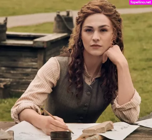 Sophie Skelton OnlyFans Thumbnail #gmQ8vEpkge