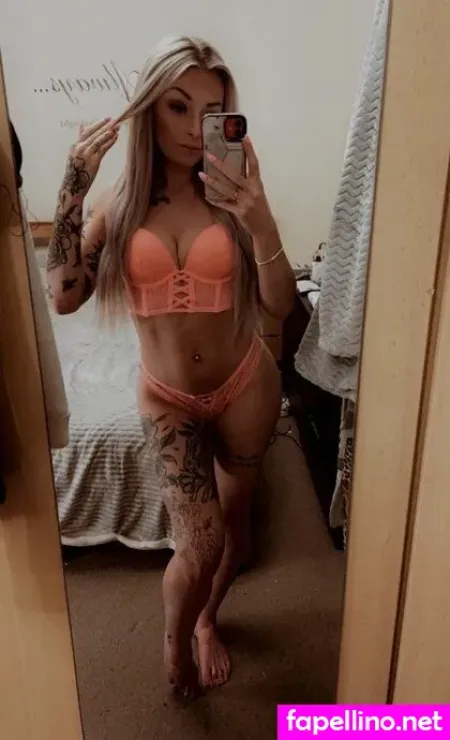 Sophie Skinner OnlyFans Thumbnail #3q5k36C3Jw