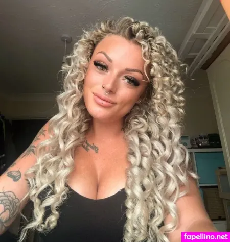 Sophie Skinner OnlyFans Thumbnail #bgNaOXP36q
