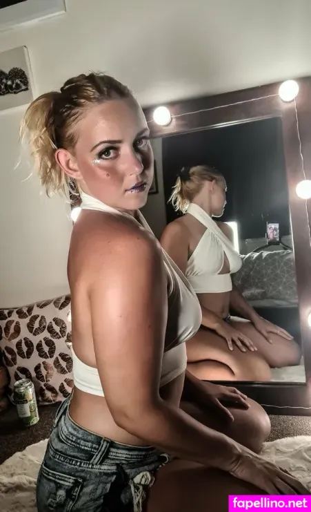 Sophie Skipper OnlyFans Thumbnail #B1WcJYeeUW