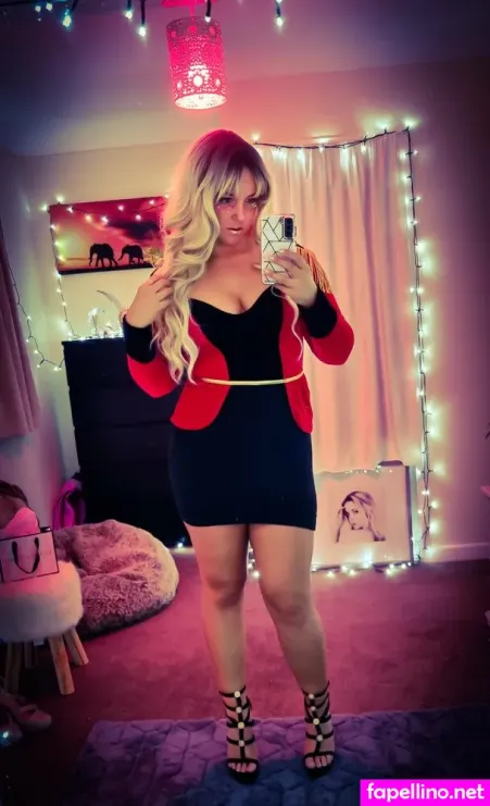 Sophie Skipper OnlyFans Thumbnail #Ifx9RBuama