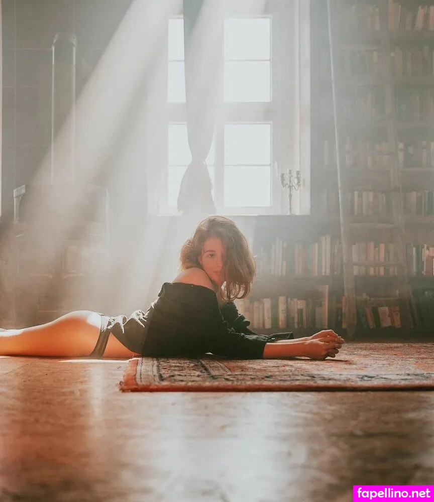 sophie.srm Nude Leaked OnlyFans Photo #8BmdM8bQ99