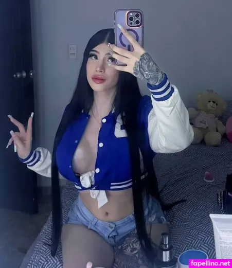 Sophie Starx OnlyFans Thumbnail #KoJq33emuw