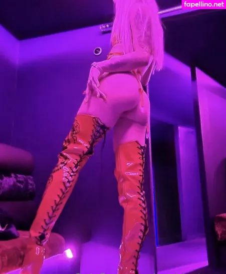 Sophie Storm OnlyFans Thumbnail #iKWD3glwnf