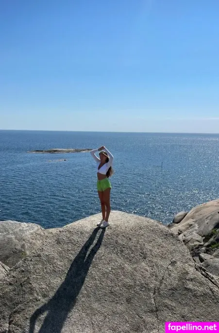 Sophie Stray OnlyFans Thumbnail #1m0ZaPtpkc