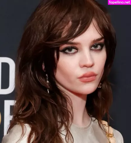 Sophie Thatcher OnlyFans Thumbnail #0jLwEiYT32