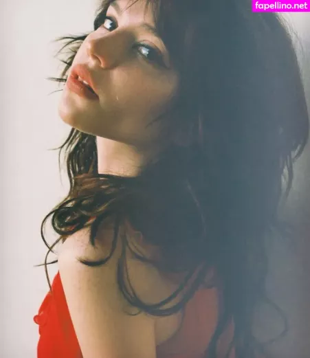 Sophie Thatcher OnlyFans Thumbnail #3hFX4XwAAF