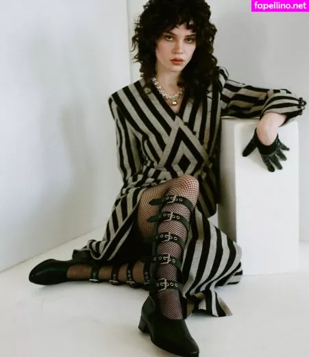 Sophie Thatcher OnlyFans Thumbnail #5zFBUDB5Cq