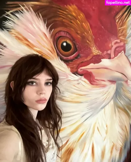 Sophie Thatcher OnlyFans Thumbnail #8oIDRLruVi