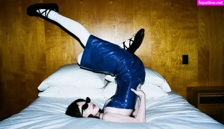 Sophie Thatcher OnlyFans Thumbnail #QuijpirAlD