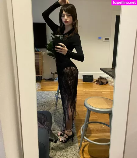 Sophie Thatcher OnlyFans Thumbnail #gYvk9mLbgo