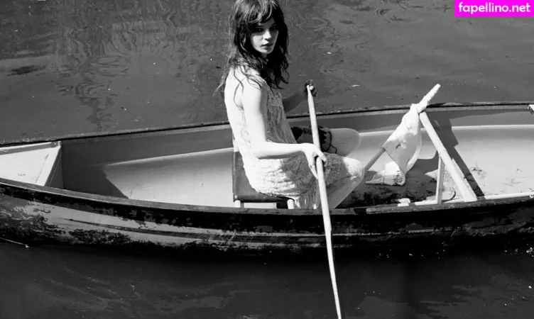 Sophie Thatcher OnlyFans Thumbnail #kDdeF19rfc