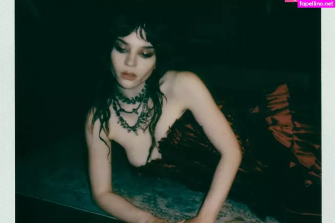 Sophie Thatcher OnlyFans Thumbnail #mlEUcmhcJf