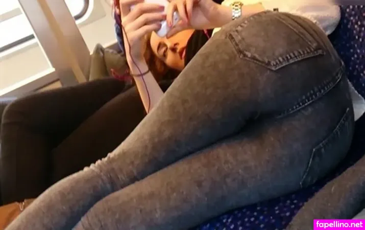 Sophie Turner 1 OnlyFans Thumbnail #DZWSBli9yo