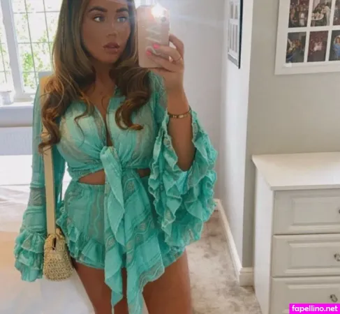 Sophie Williams OnlyFans Thumbnail #VHdlUU9uQY