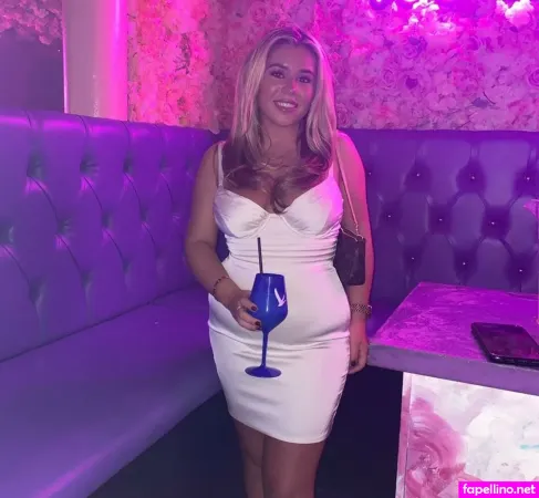 Sophie Williams OnlyFans Thumbnail #nYfJP0vabn